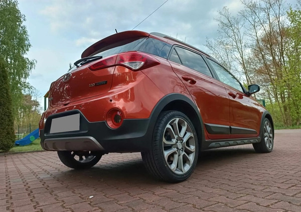 Hyundai i20 cena 42900 przebieg: 183000, rok produkcji 2016 z Mrozy małe 301